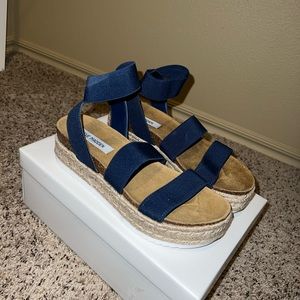 Steve Madden platform sandals